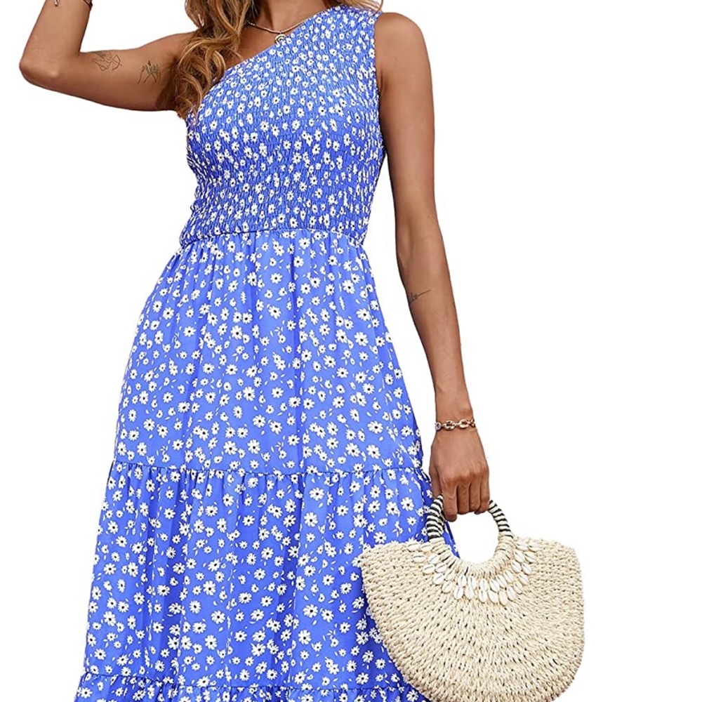 One shoulder maxi